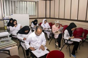 برگزاری آزمون تفسیر نوار قلب پرسنل واحد الکتروکاردیوگرافی: عکس شماره 2 / 8